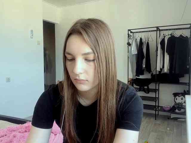 EveliaShimaoka webcam