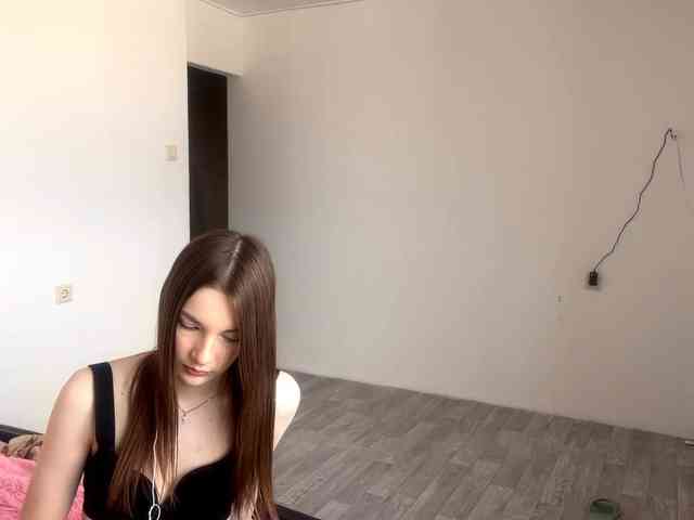 EveliaShimaoka webcam