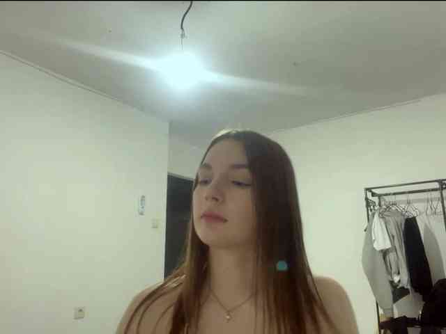 EveliaShimaoka webcam
