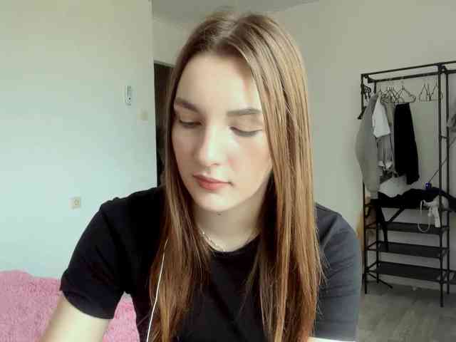 EveliaShimaoka webcam