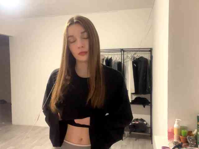 EveliaShimaoka webcam