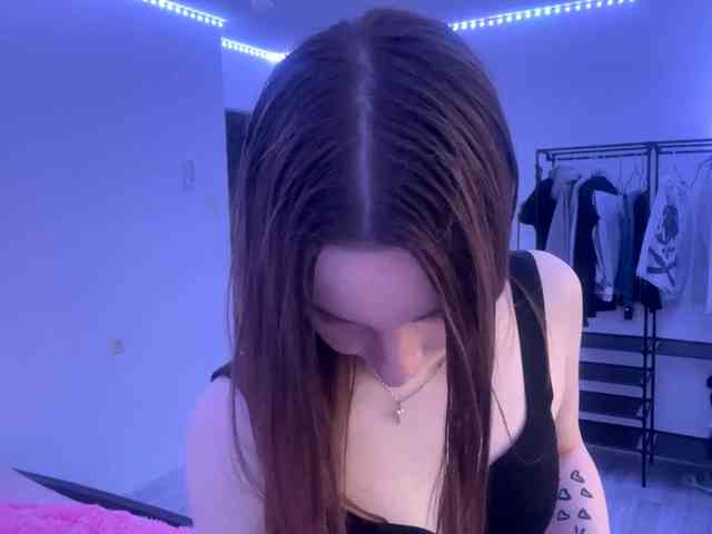 EveliaShimaoka webcam