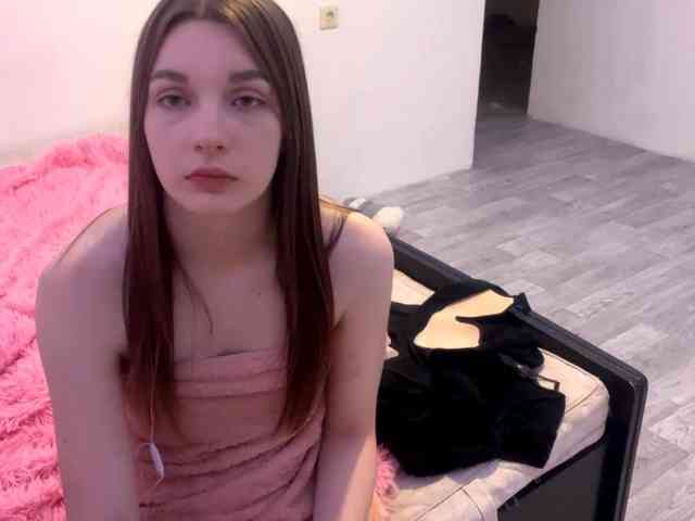 EveliaShimaoka webcam