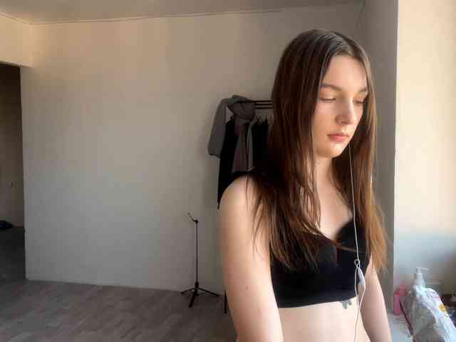 EveliaShimaoka webcam
