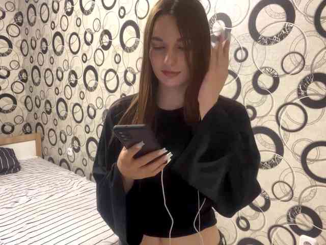 EveliaShimaoka webcam