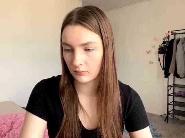 EveliaShimaoka webcam