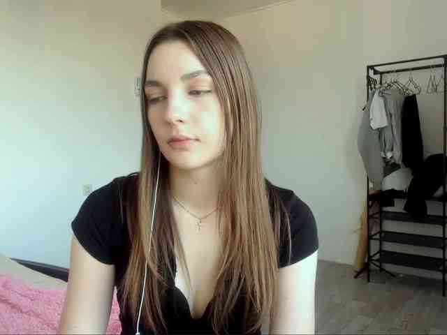 EveliaShimaoka webcam