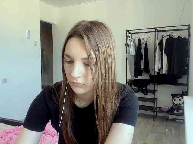 EveliaShimaoka webcam