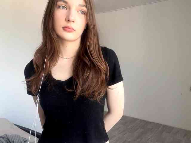 EveliaShimaoka webcam