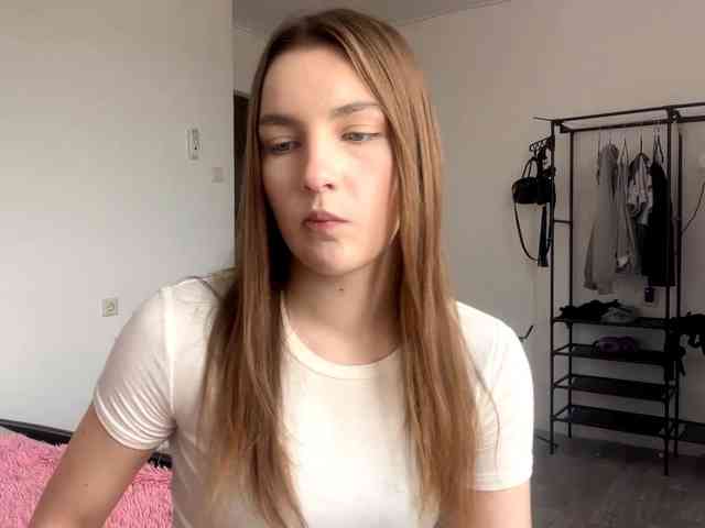 EveliaShimaoka webcam