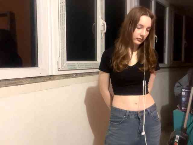 EveliaShimaoka webcam