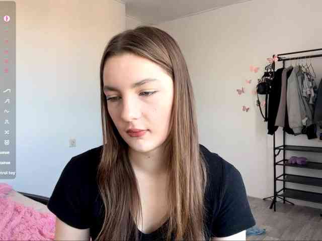 EveliaShimaoka webcam