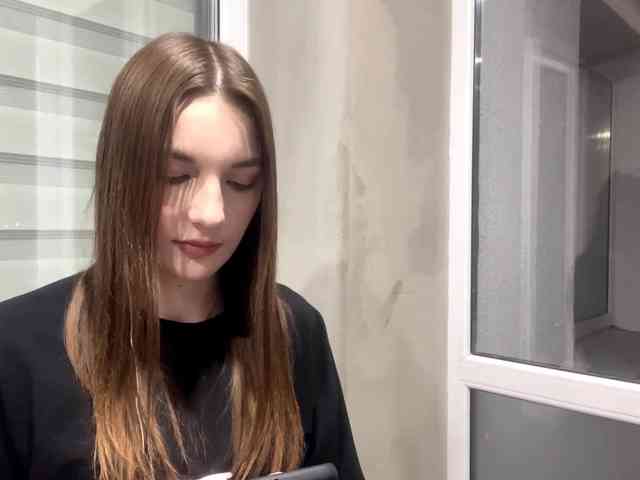 EveliaShimaoka webcam