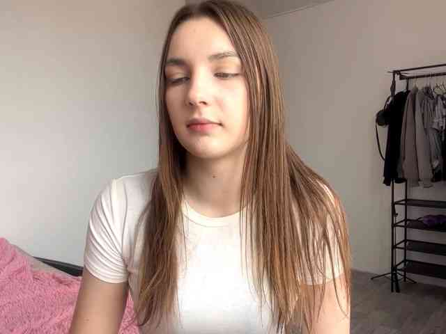 EveliaShimaoka webcam