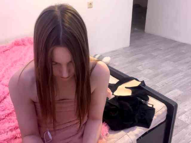EveliaShimaoka webcam