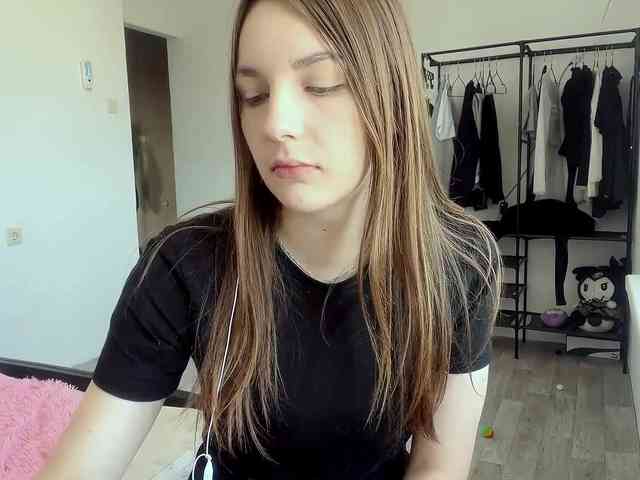 EveliaShimaoka webcam