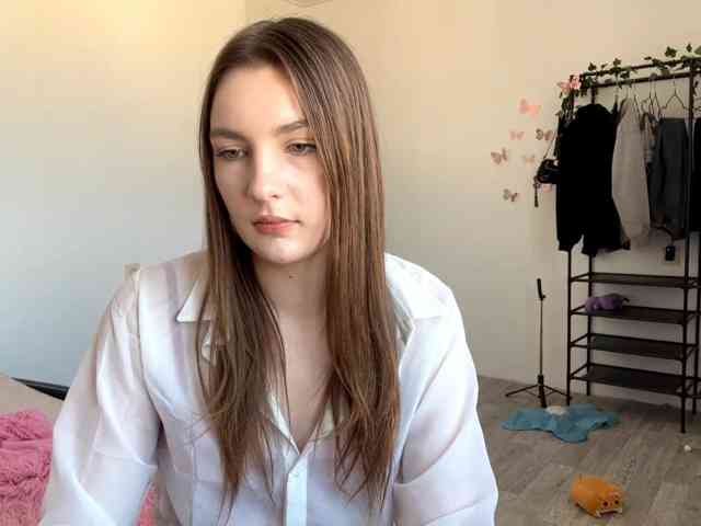 EveliaShimaoka webcam