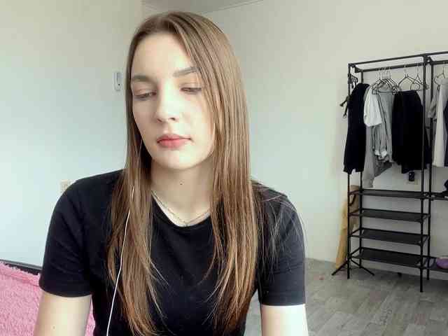EveliaShimaoka webcam