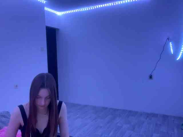 EveliaShimaoka webcam