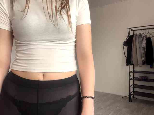 EveliaShimaoka webcam
