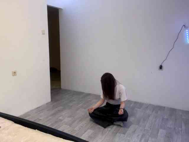 EveliaShimaoka webcam
