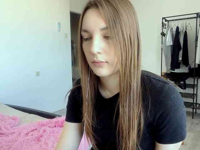 EveliaShimaoka webcam