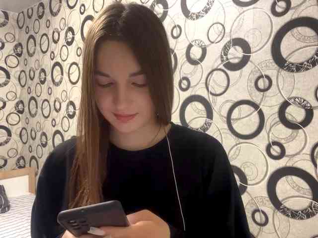 EveliaShimaoka webcam