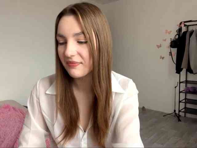 EveliaShimaoka webcam