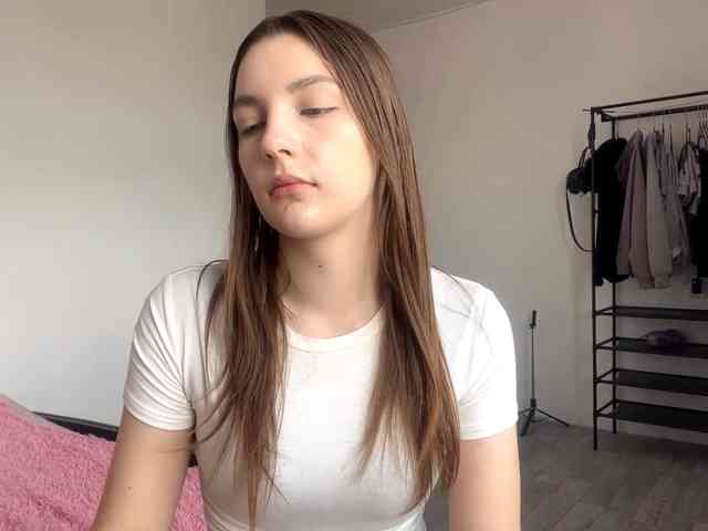 EveliaShimaoka webcam