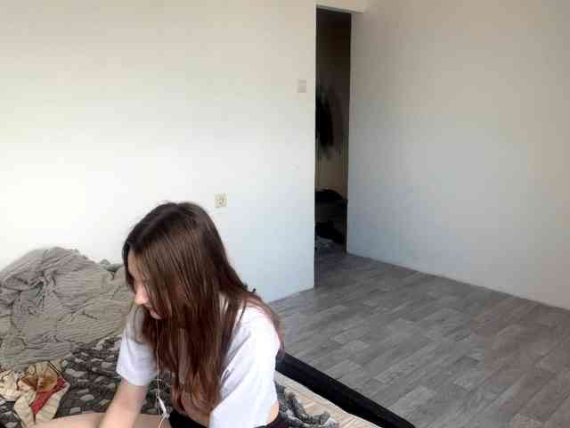 EveliaShimaoka webcam