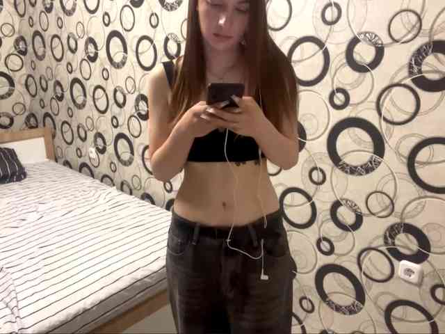 EveliaShimaoka webcam