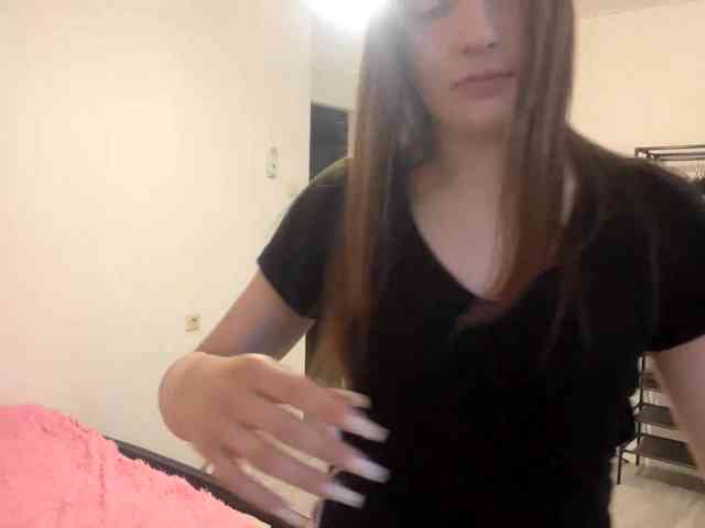 EveliaShimaoka webcam