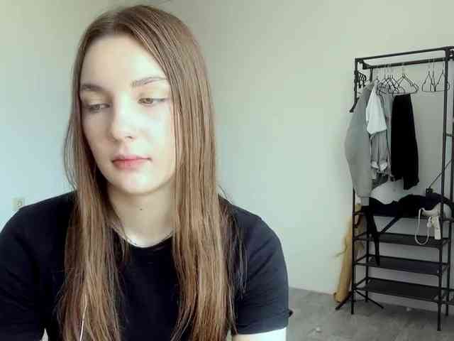 EveliaShimaoka webcam