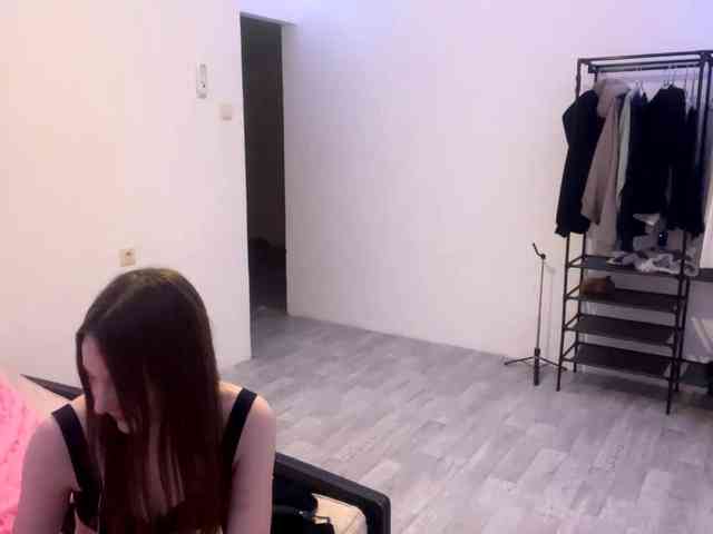 EveliaShimaoka webcam