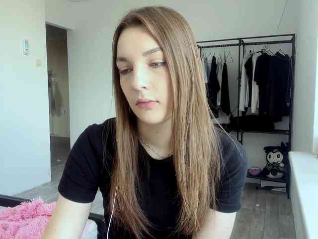 EveliaShimaoka webcam