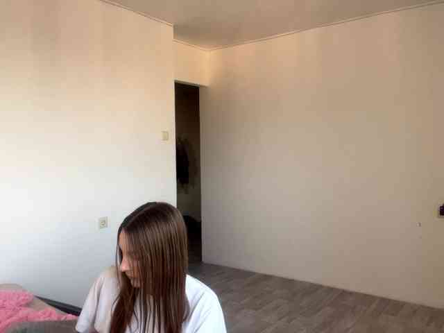 EveliaShimaoka webcam