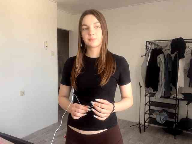 EveliaShimaoka webcam