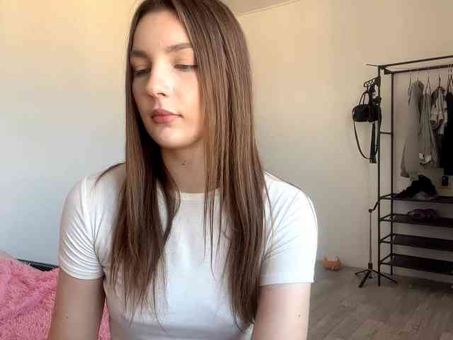 EveliaShimaoka webcam