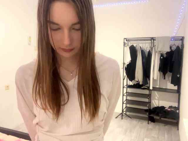 EveliaShimaoka webcam