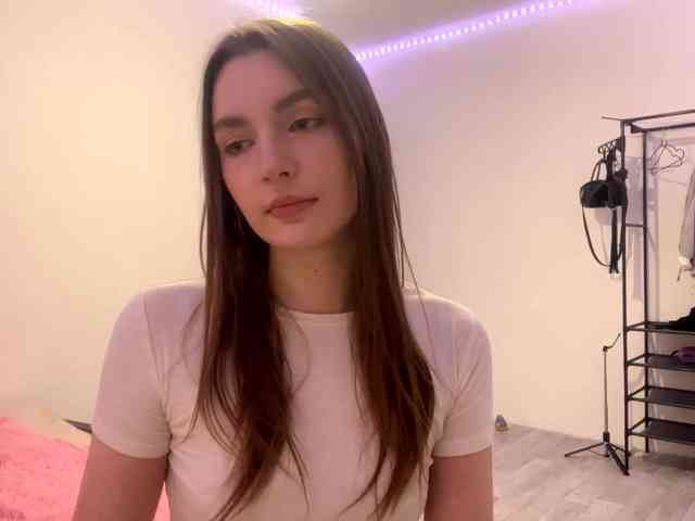 EveliaShimaoka webcam