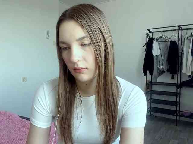 EveliaShimaoka webcam