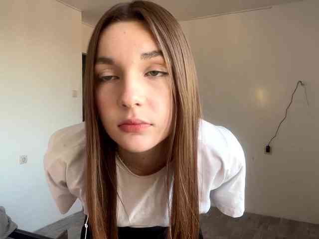 EveliaShimaoka webcam