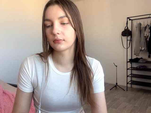 EveliaShimaoka webcam