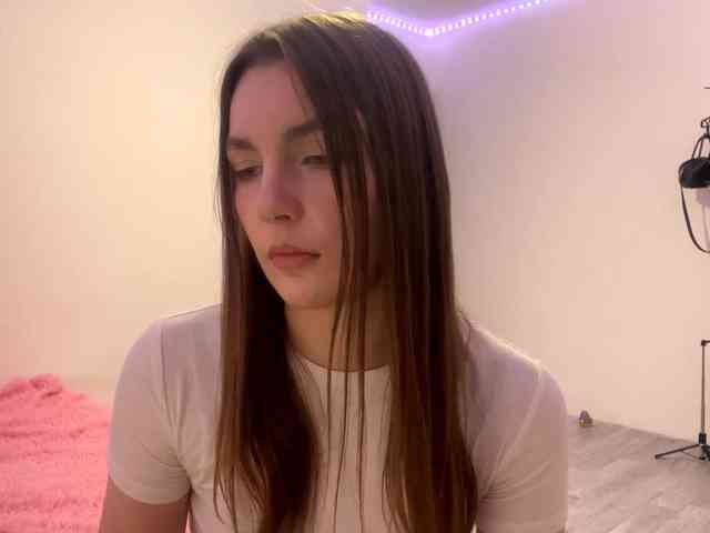 EveliaShimaoka webcam