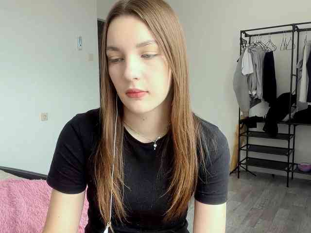 EveliaShimaoka webcam