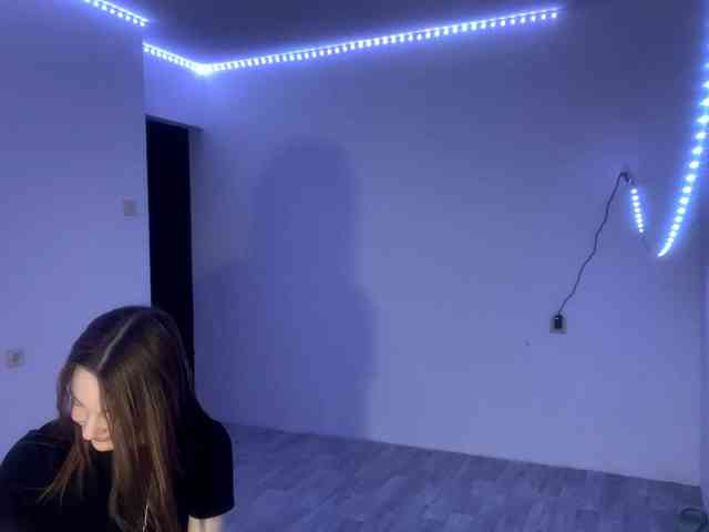 EveliaShimaoka webcam