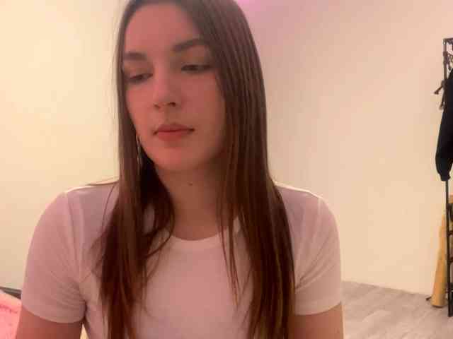 EveliaShimaoka webcam