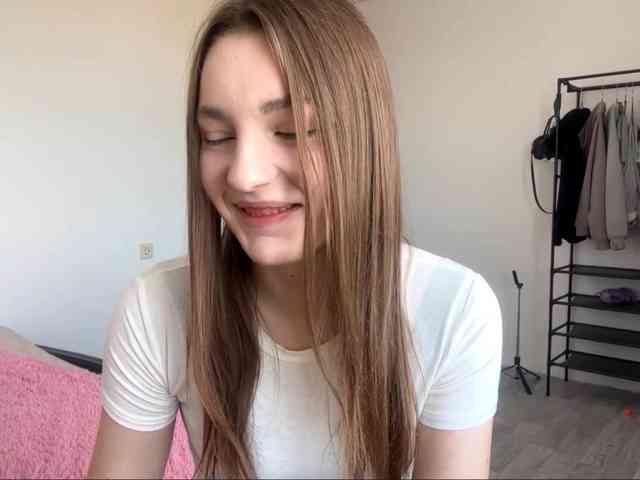 EveliaShimaoka webcam