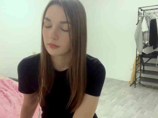 EveliaShimaoka webcam