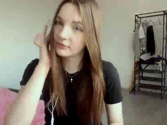 EveliaShimaoka webcam